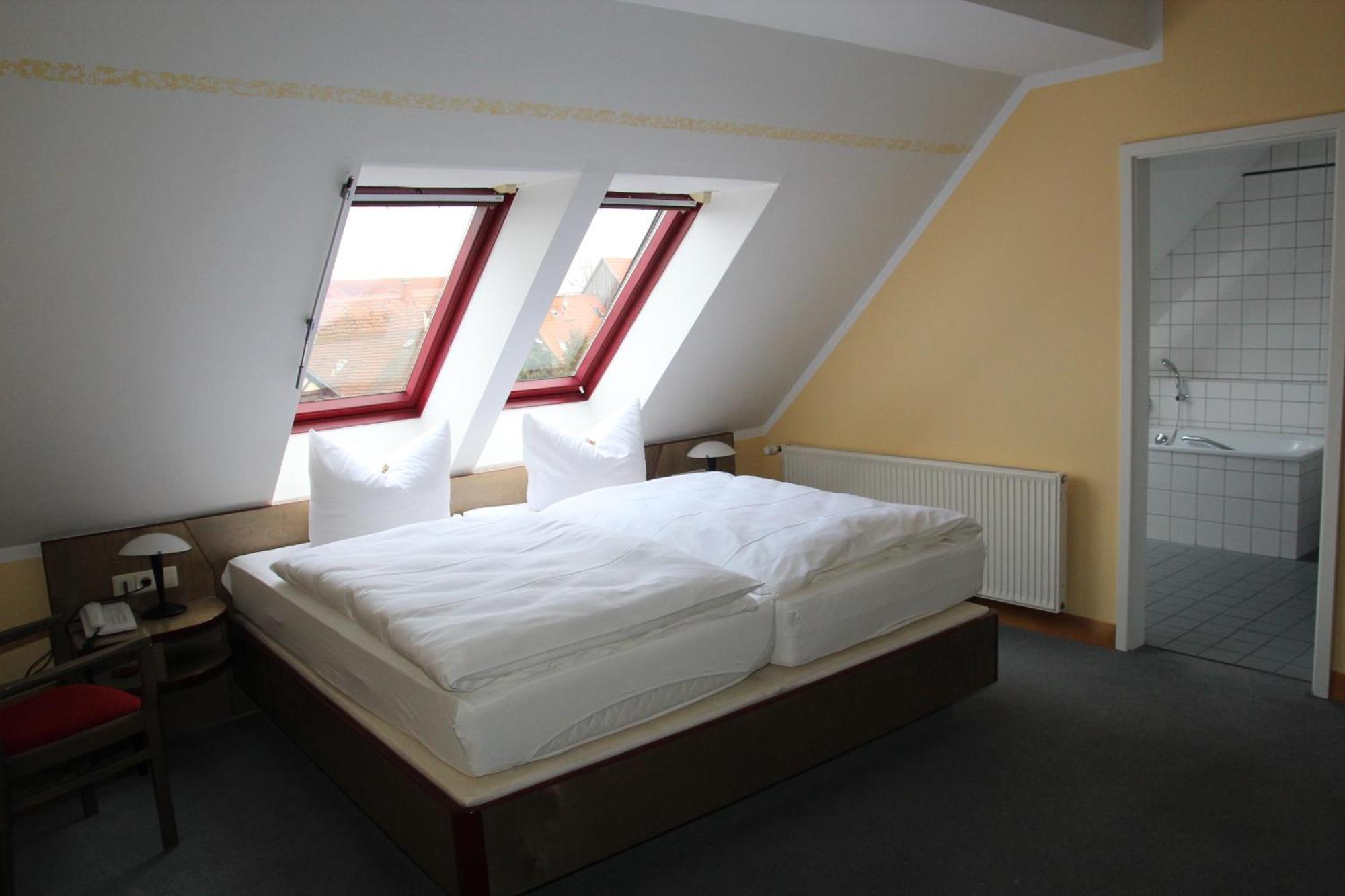 Hotel Reutterhaus Gardelegen Værelse billede